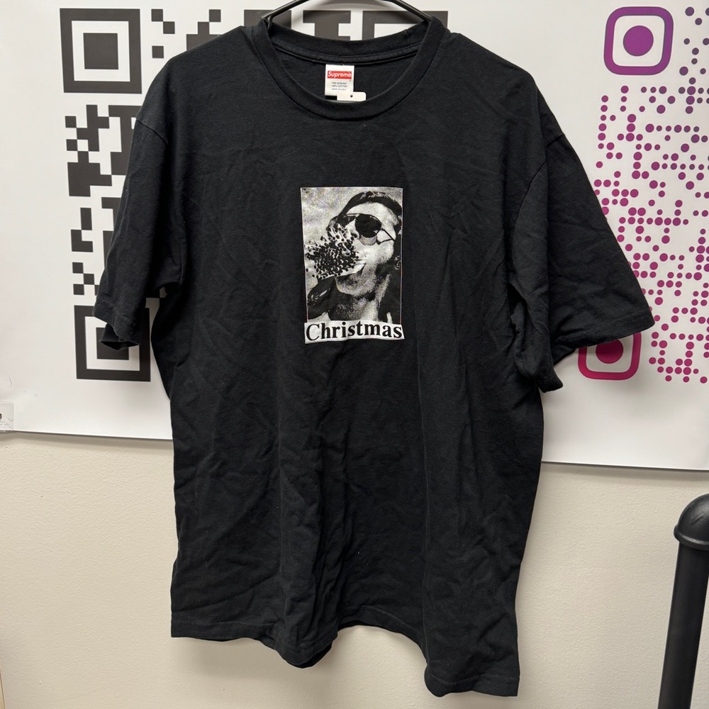 Supreme - Christmas / December 2022 / Scott Case Large Shirt